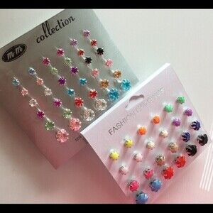 2 Sets‎ of Earrings